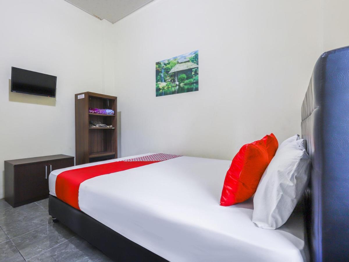 Hotel Oyo 3830 Dfarys Gh Syariah Balikpapan  Esterno foto
