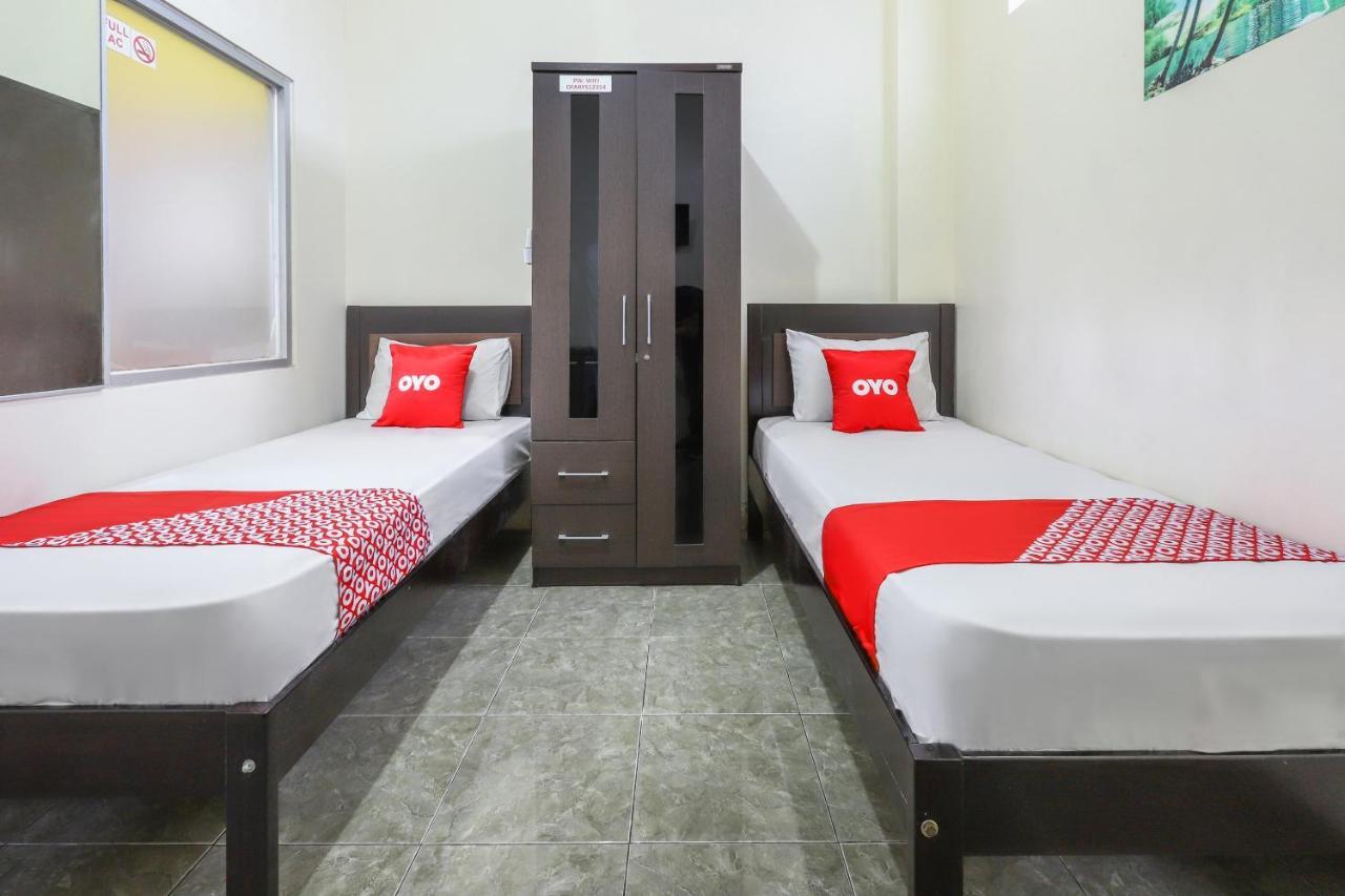 Hotel Oyo 3830 Dfarys Gh Syariah Balikpapan  Esterno foto