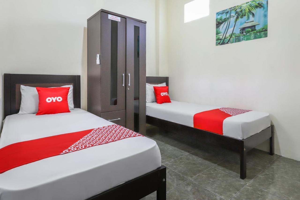 Hotel Oyo 3830 Dfarys Gh Syariah Balikpapan  Esterno foto