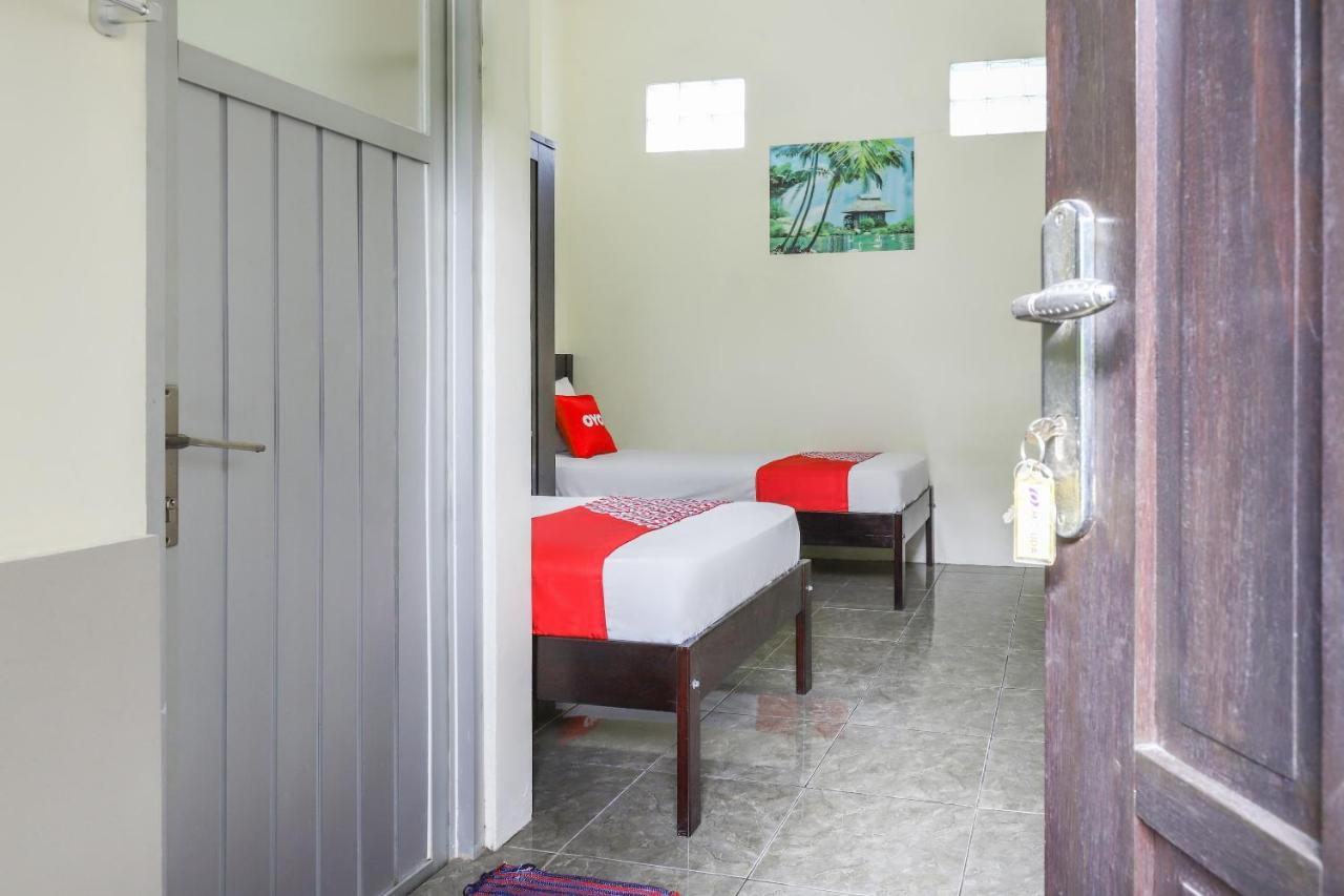 Hotel Oyo 3830 Dfarys Gh Syariah Balikpapan  Esterno foto
