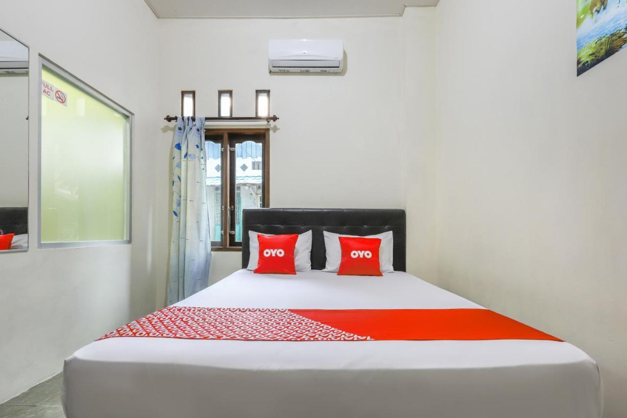 Hotel Oyo 3830 Dfarys Gh Syariah Balikpapan  Esterno foto
