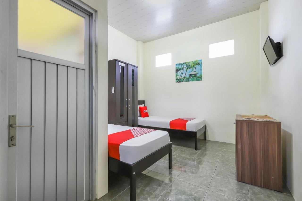 Hotel Oyo 3830 Dfarys Gh Syariah Balikpapan  Esterno foto