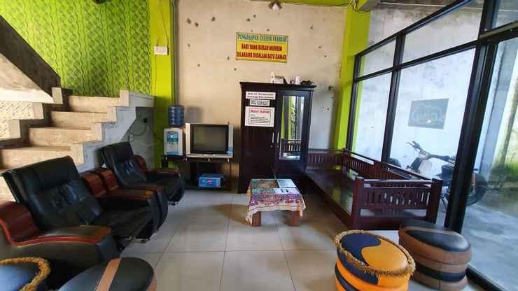 Hotel Oyo 3830 Dfarys Gh Syariah Balikpapan  Esterno foto